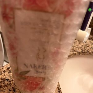 Nakery Beauty $26 SkinRestore Body & Hand Wash, Rose & Romance, 9.8 fl. oz.